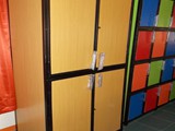 hostel-locker-02